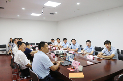 中煤集團與市老科協領導到濟寧市智建科技孵化基地考察合作